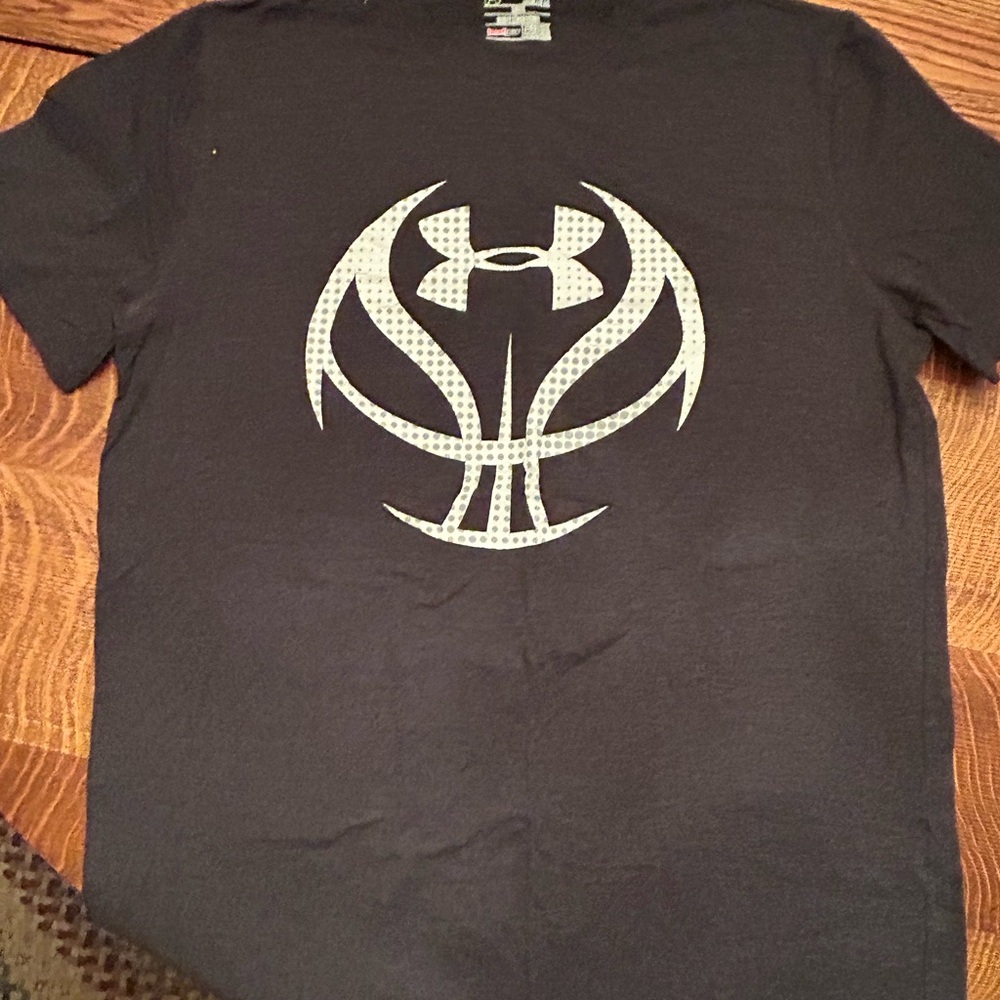 Under Armour Men's Dark Gray Graphic Tee